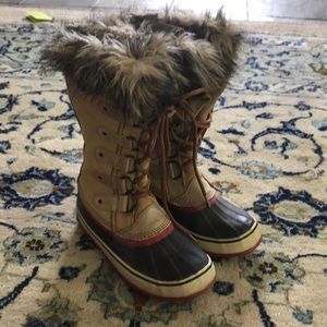 Sorel Joan of arc boots